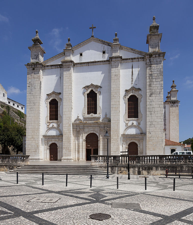 Morar em leiria e conhecer sua catedral