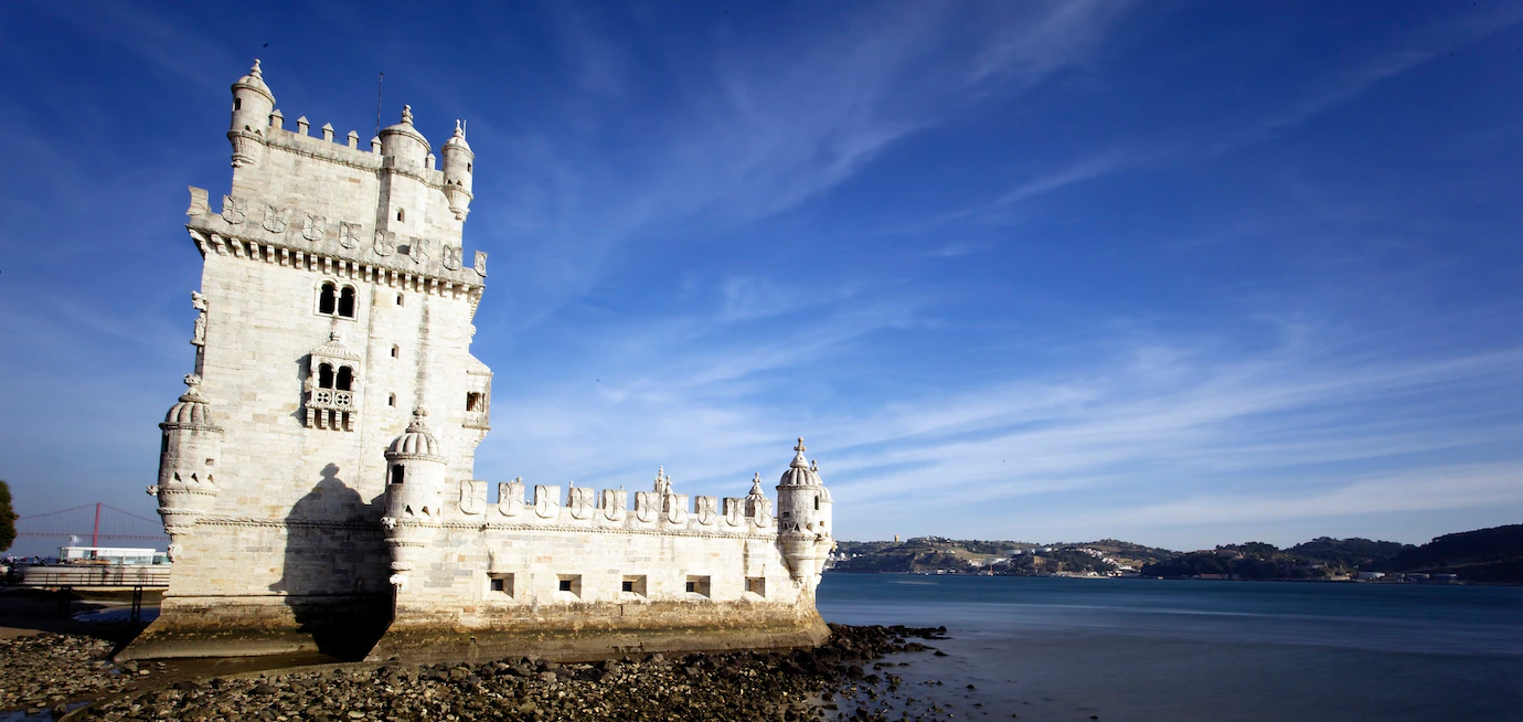 A torre paranorâmica em lisboa é uma opção de lazer aos que optam por morar por lá