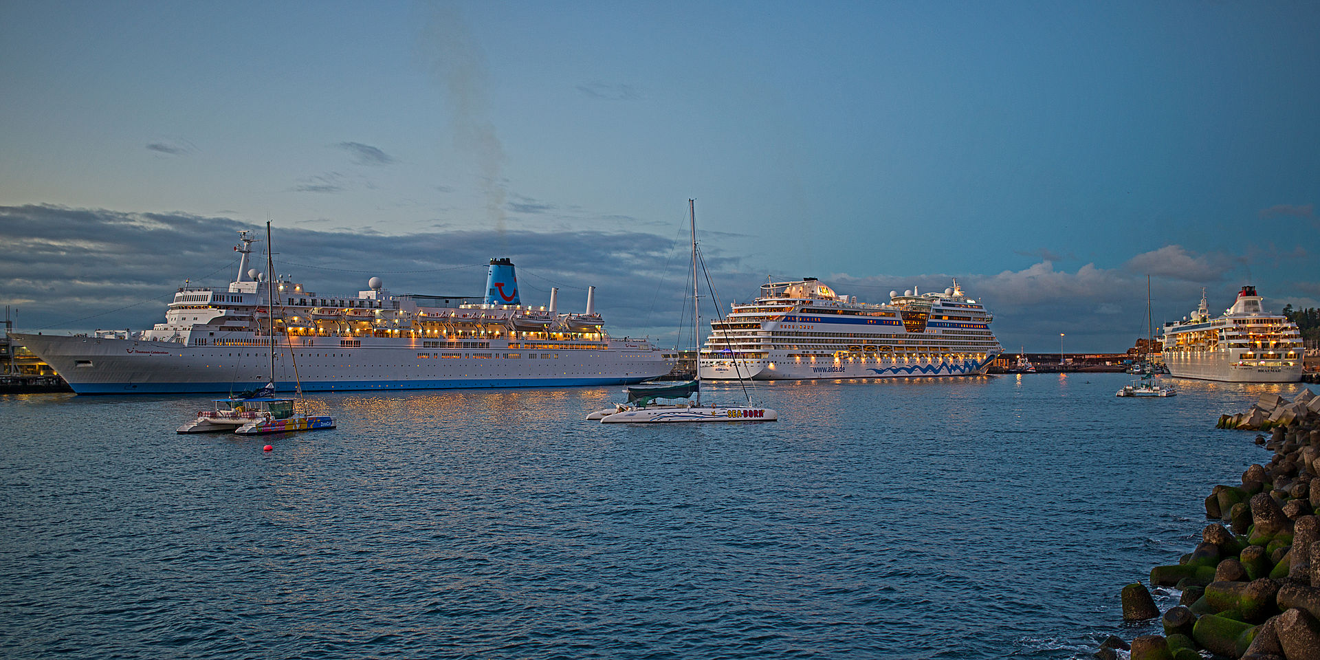 Porto de Funchal.